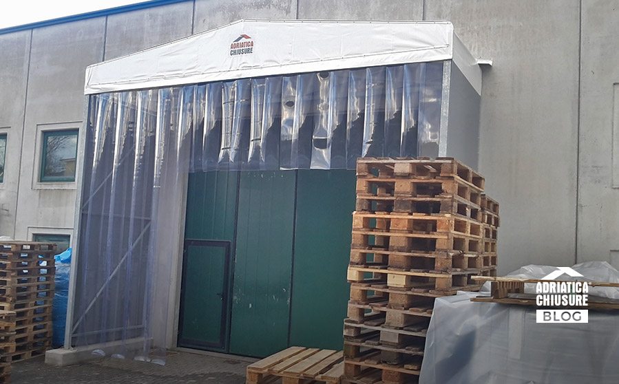 porte a strisce in pvc