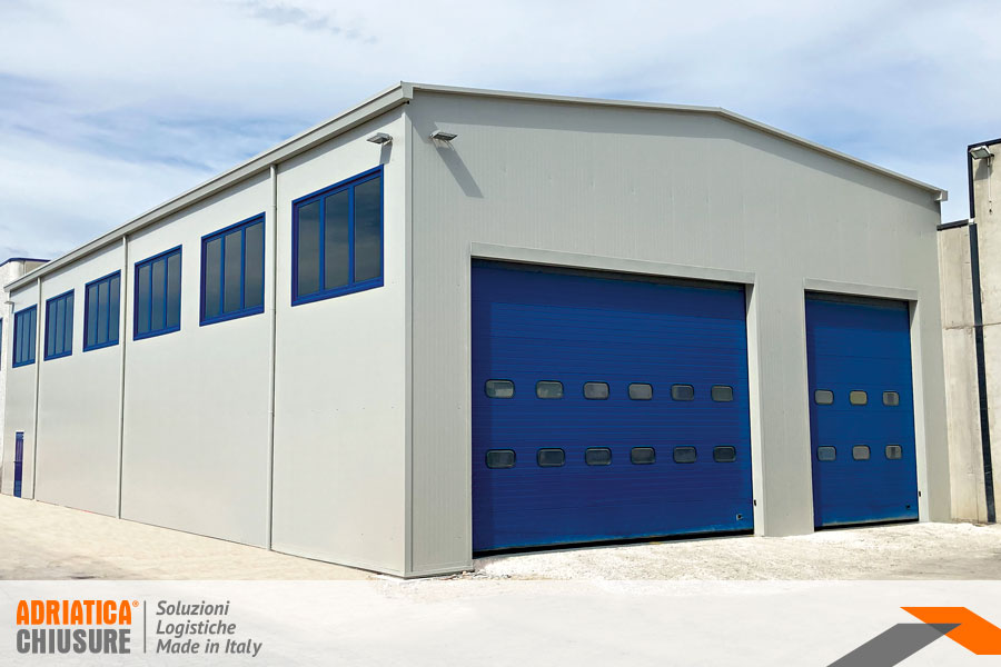 Capannone fisso pannelli sandwich Adriatica Chiusure