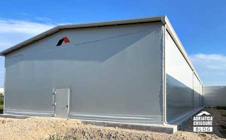 Capannone in pvc fotovoltaico Adriatica Chiusure