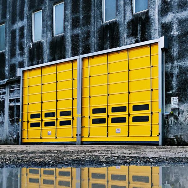 Porta rapida ad impacchettamento in PVC Adriatica Chiusure