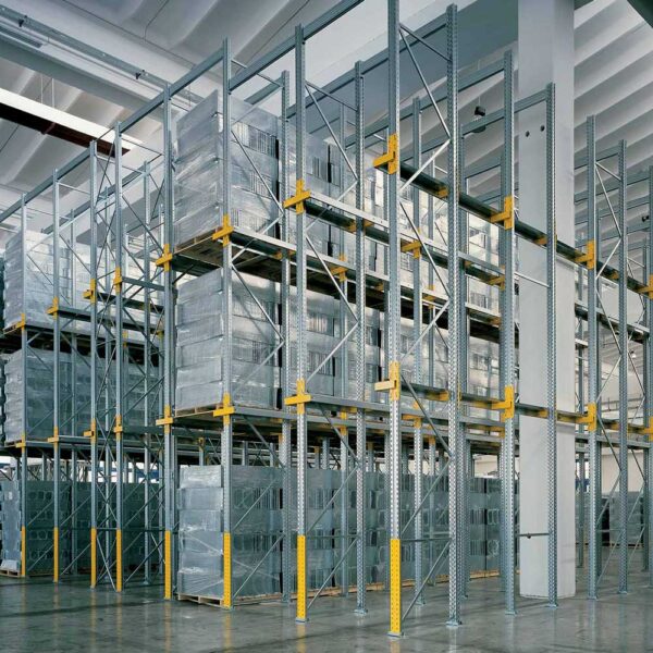 Scaffalature drive in Adriatica Chiusure