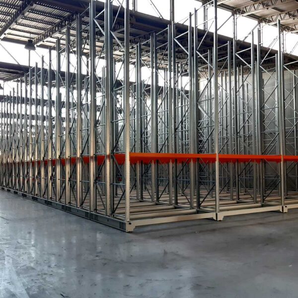Scaffalature compattabili (mobili su rotaia)